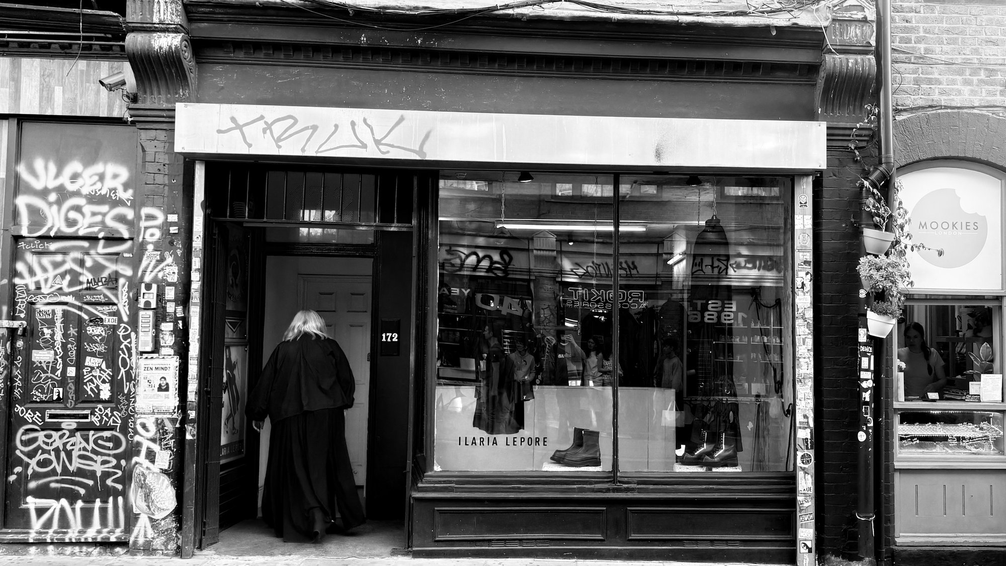 Storefront Detail